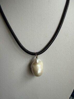 Baroque Pearl Pendant Necklace on adjustable Black Cord - White Pearl